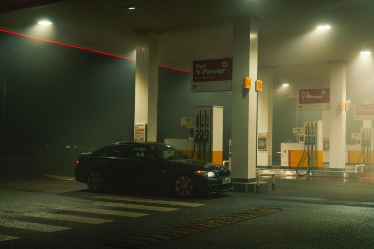 Carburant : l&rsquo;aide gouvernementale suffira-t-elle aux automobilistes du Léon ?