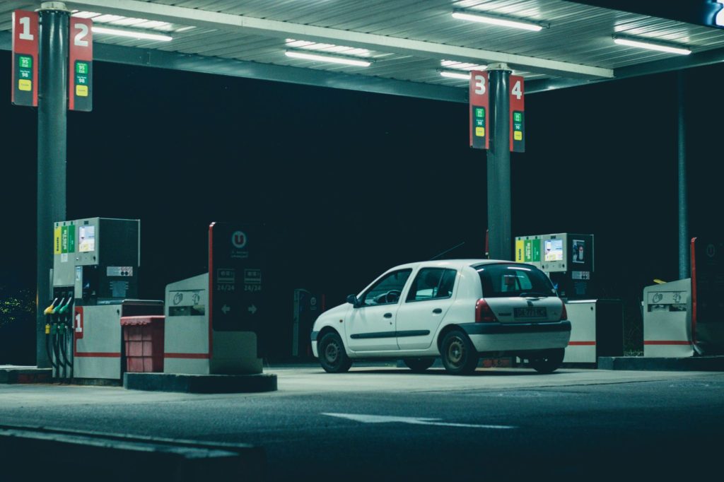 Carburant : Comment les Finistériens peuvent réduire leur facture sans sacrifier leur mobilité ?