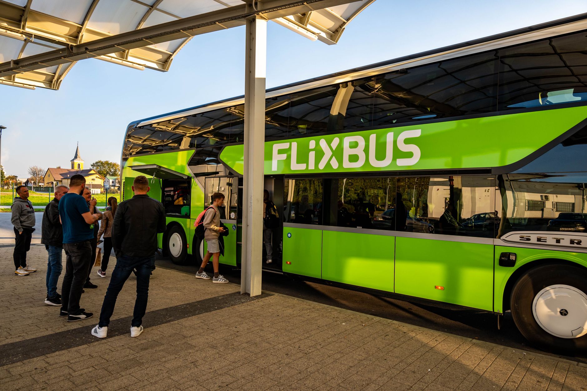 FlixBus ou BlaBlaCar Bus : choisir son trajet interurbain