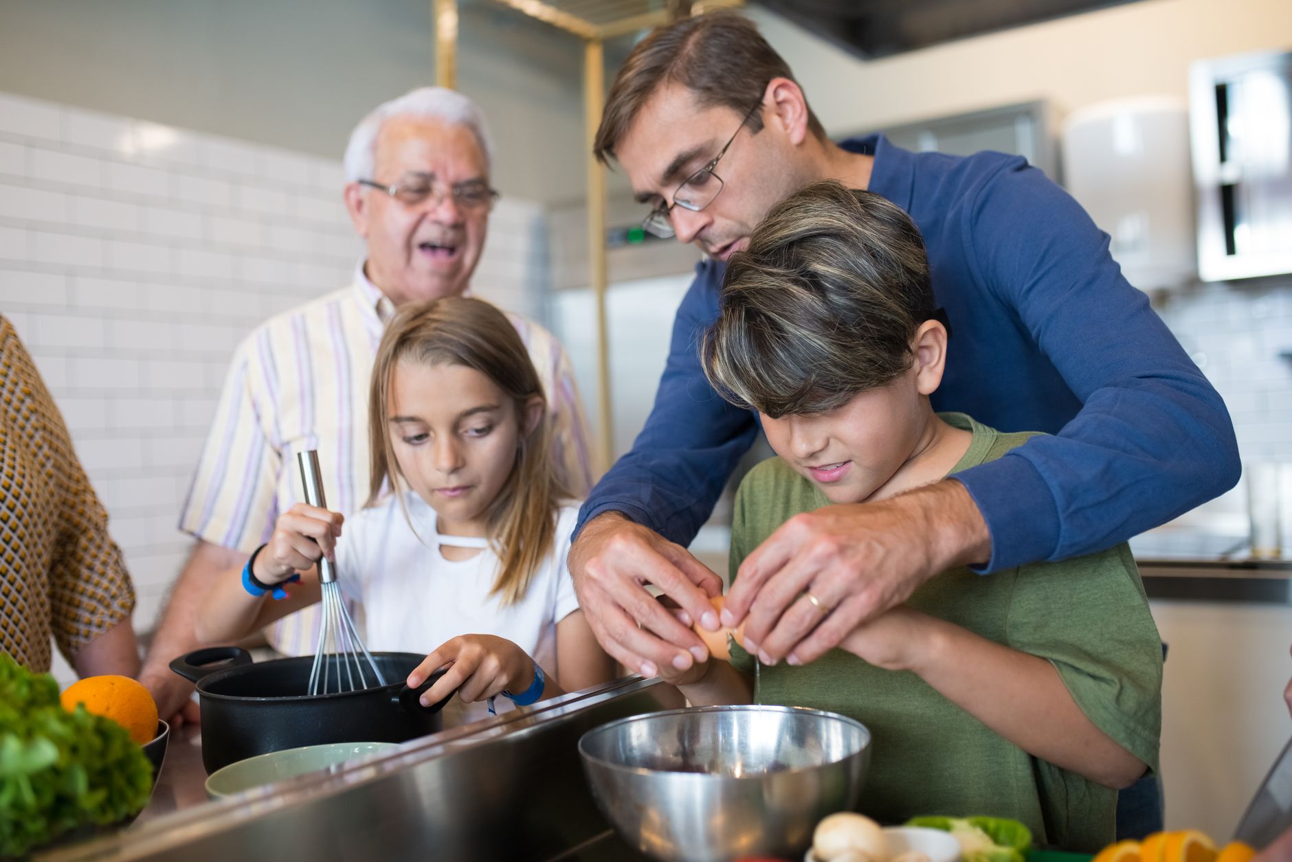 Atelier cuisine pour personnes seules : guide pratique