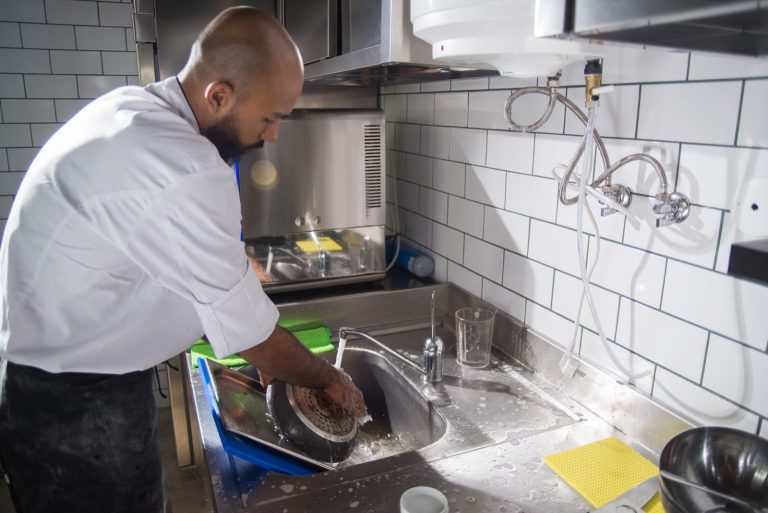 Inspection alimentaire restaurant : ce que vérifient vraiment les cont