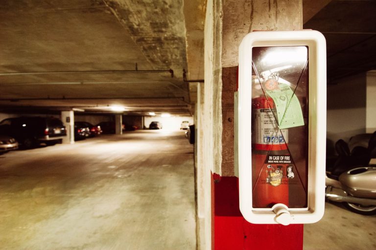 Accidents de parking : un rappel sur les dangers pour les piétons à Landivisiau